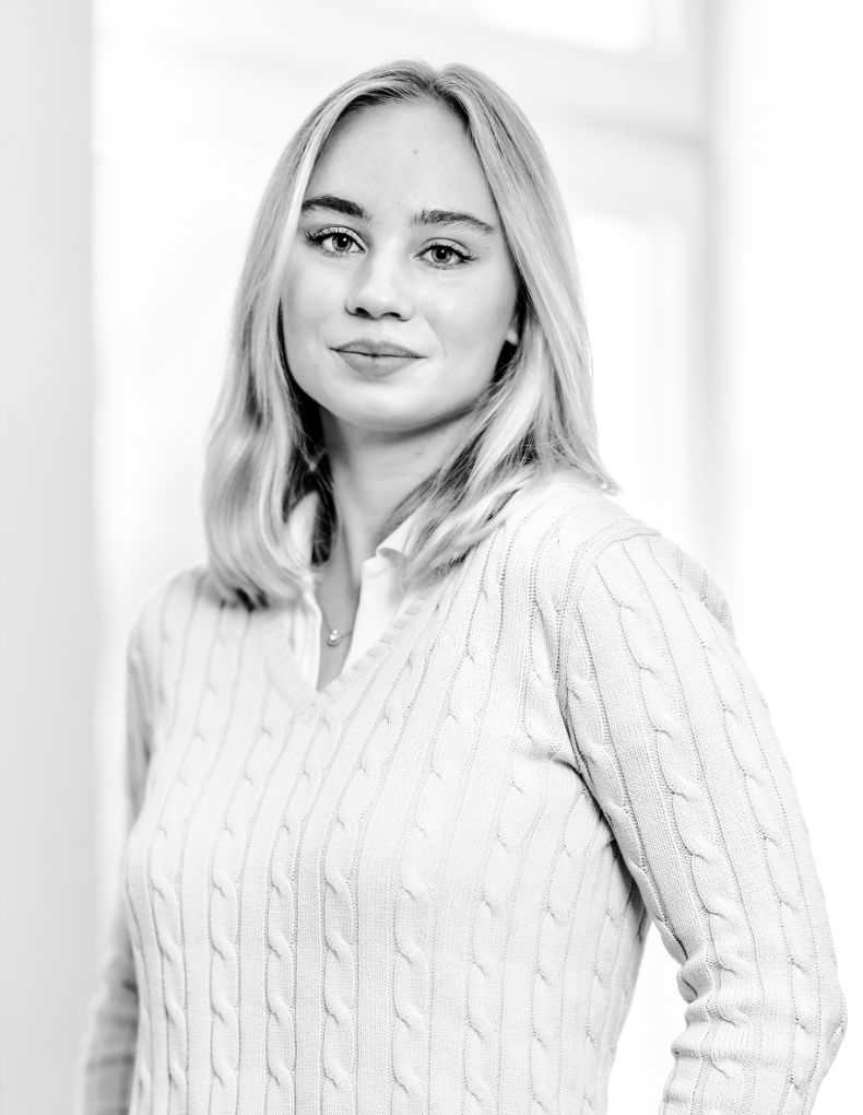 Houda Dinari